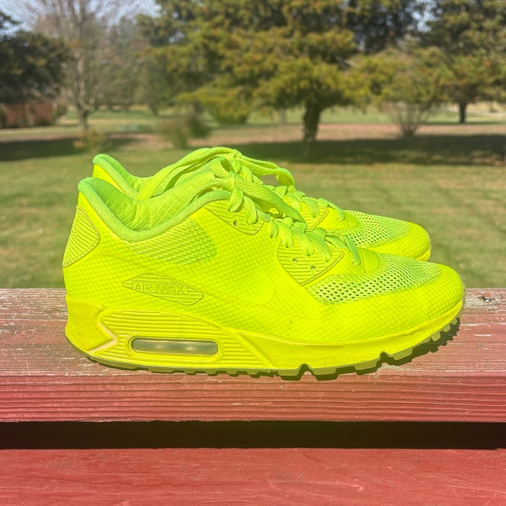 Nike Neon Yellow Air Max 90
